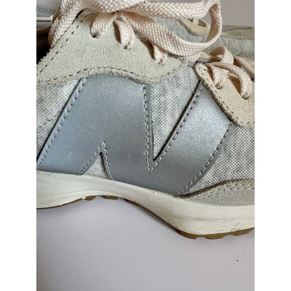New Balance 327 sneaker in Raincloud Rose Water women's size 8.5 Euro 40 - Picture 13 of 15